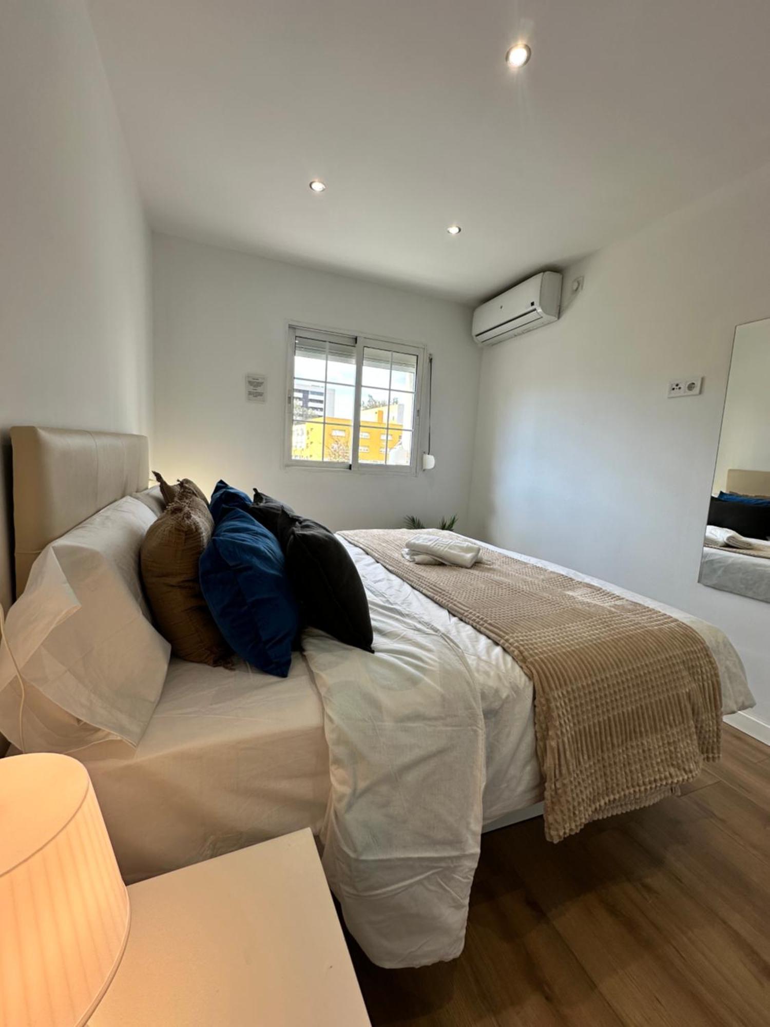 Claveles De Luxe Apartment Malaga Ngoại thất bức ảnh